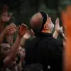 دارم دق میکنم بلند شو اکبرم