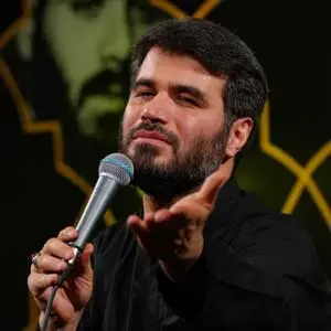 برای روضه نشستیم و روضه خوان آمد 