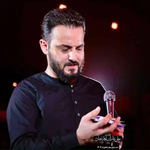 گرد و خاکی‌ست به صفین که افتاده به راه